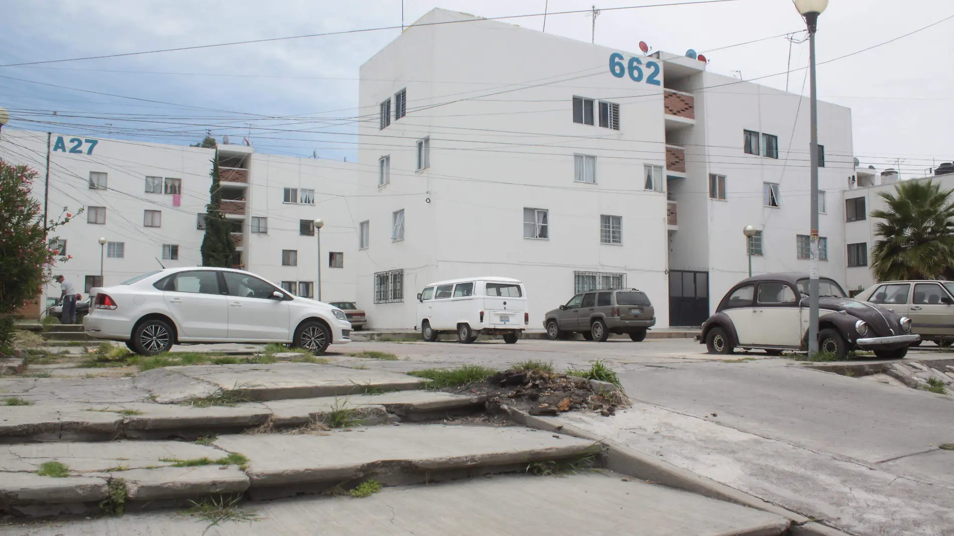 UH LA MARGARITA-REJAS-ESTACIONAMIENTO BIBIANAD 13082020 0015